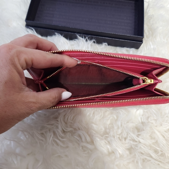 Prada peonia pink   saffiano leather zip around wallet with box - Picture 14 of 17